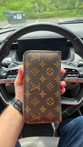 Louis vuitton monogram zippy - louis,