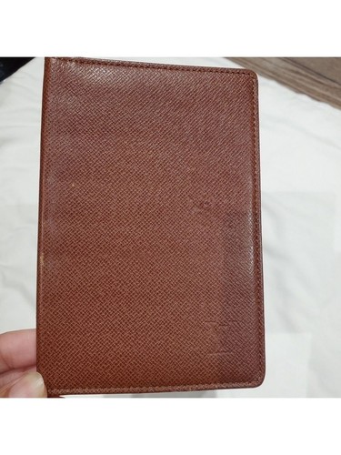 Louis vuitton taiga - taiga, leather
