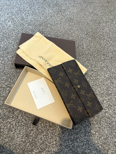 Louis vuitton sarah wallet - louis,