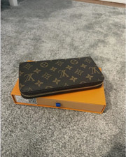 Louis Vuitton Monogram Zippy